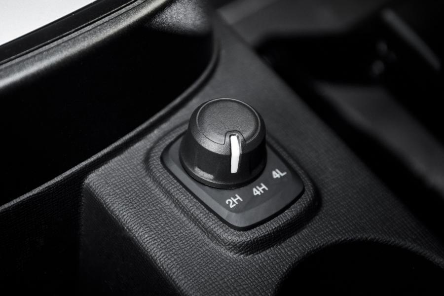 Детали интерьера Troller TX4 2020 года  (фото 14 из 41)